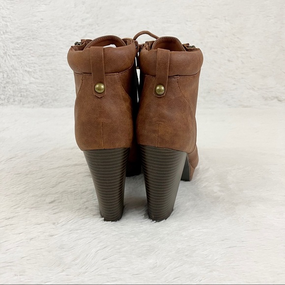 Material Girl Rheta Cognac Lace Up Booties - Picture 5 of 6